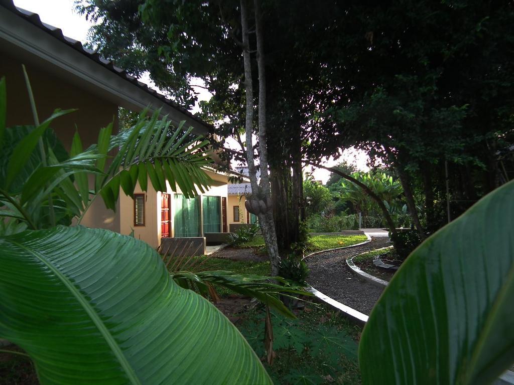 Villa De Mama Rawai Exterior foto